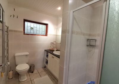 27 bathroom main1